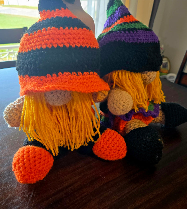 Halloween gnome set