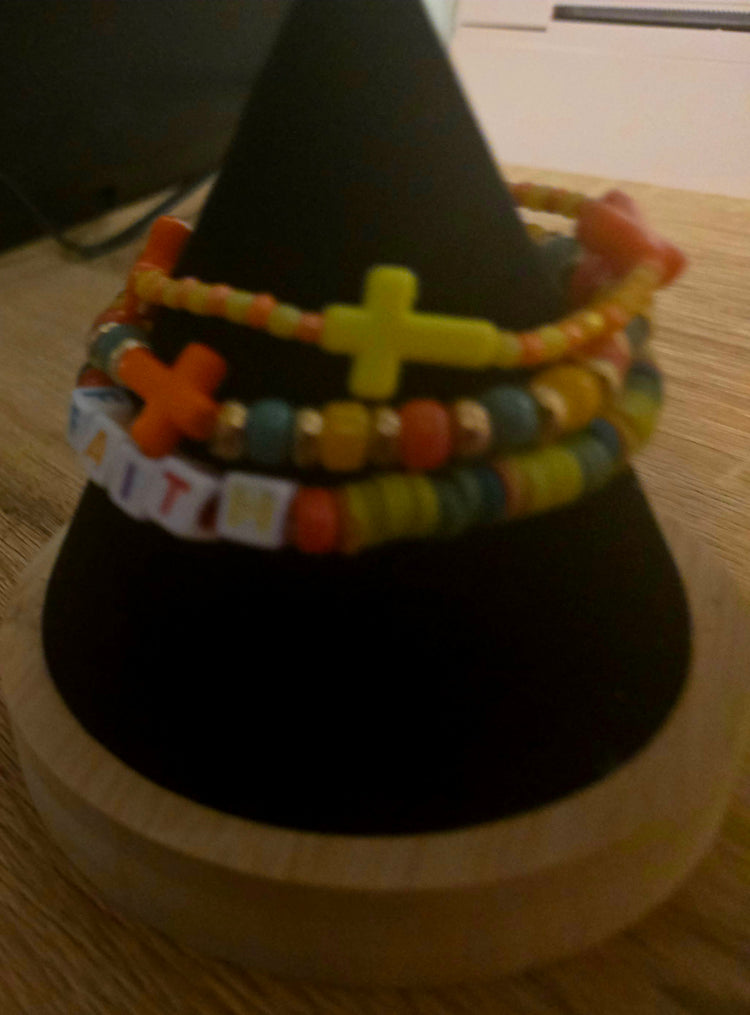 FAITH word cross charm bracelet set