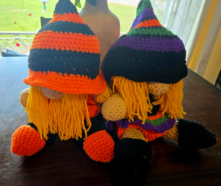 Halloween gnome set