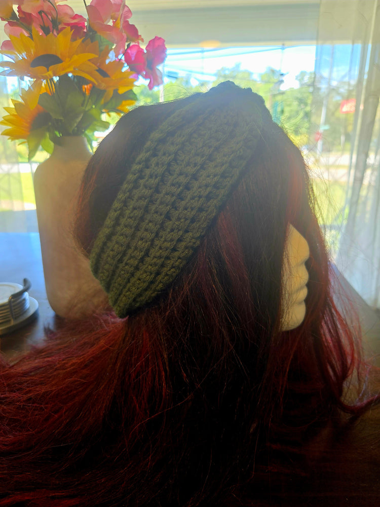 Medium green hairband