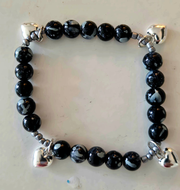 Black and Grey beaded heart charm bracelet