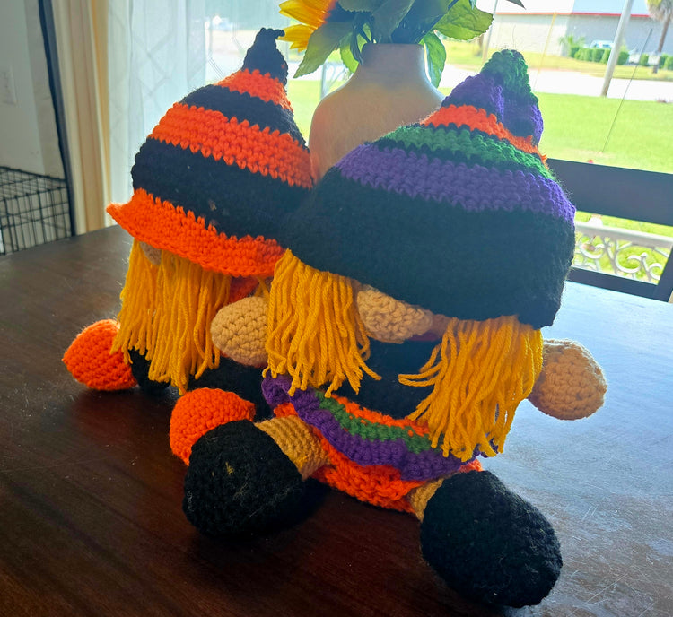 Halloween gnome set