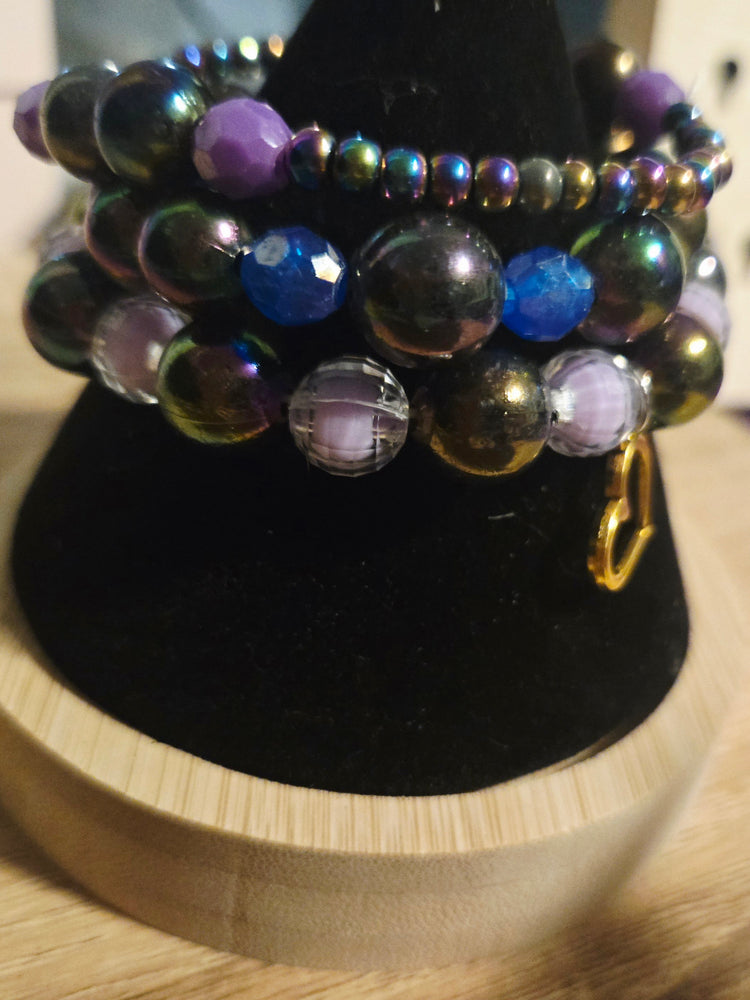 Hematite beaded bracelet set with heart pendant