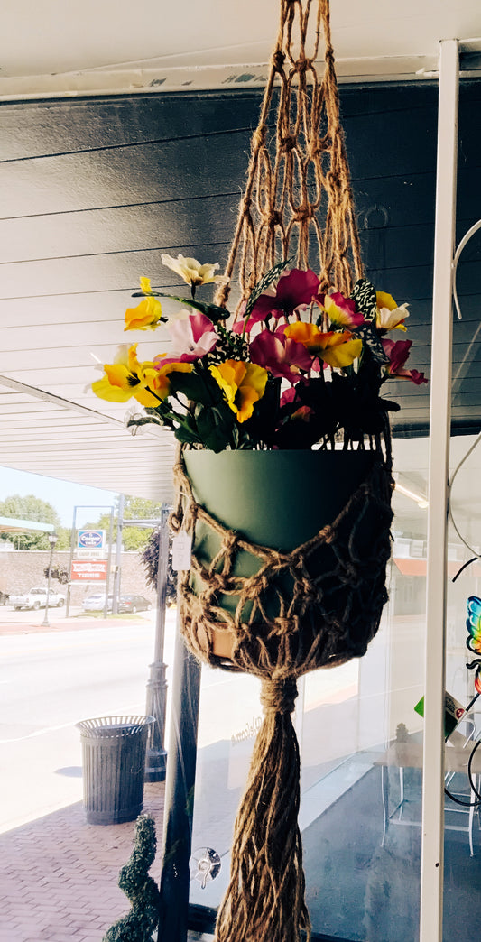 Netted jute cord macrame plant holder