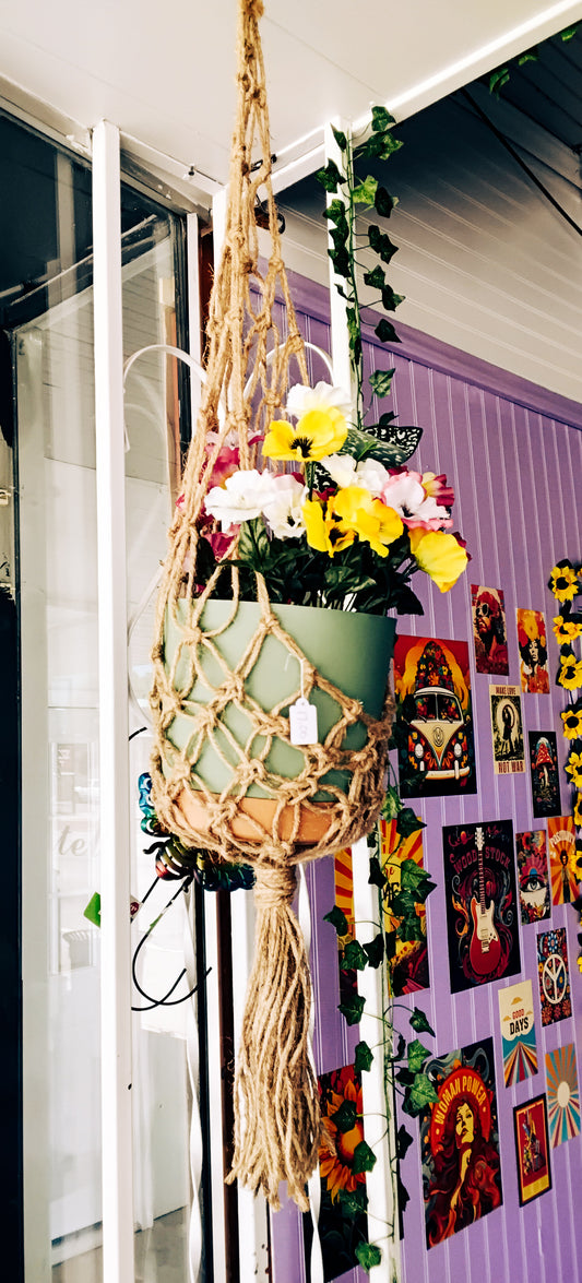 Netted jute cord macrame plant holder