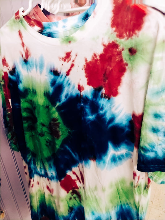 2x multi color tie dye tee shirt