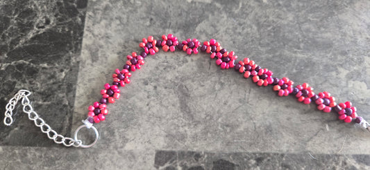 Dark pink daisy chain bracelet