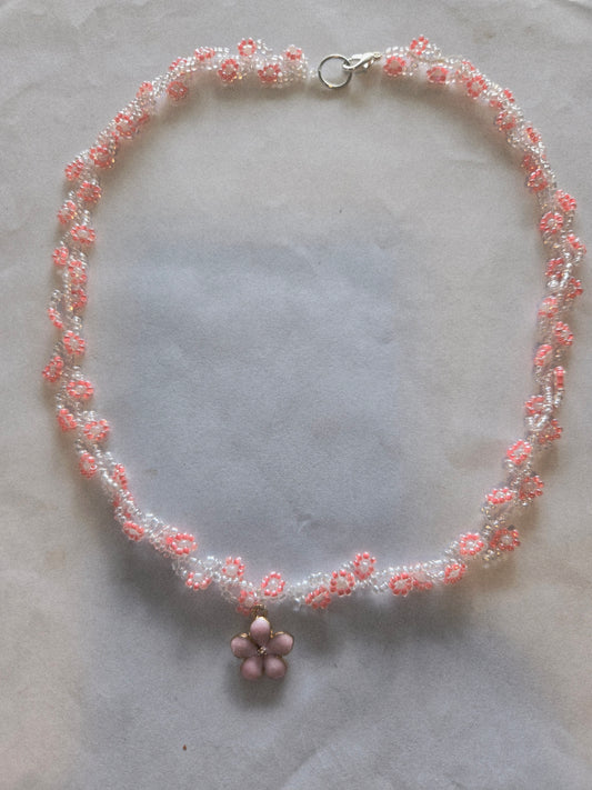 Very flowery pink and white daisy chain with pendant