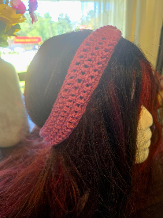 Pink crocheted hairband