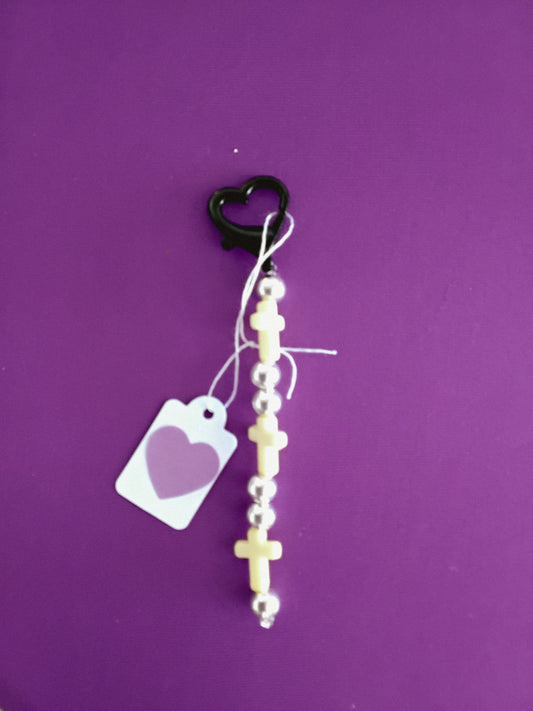 Cream and silver beaded keychain